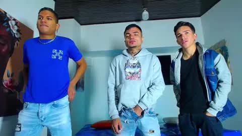 Snapshot of daiquirie chatting on 09-25-25, 02:32 daiquirie online show from 09-25-25, 02:32