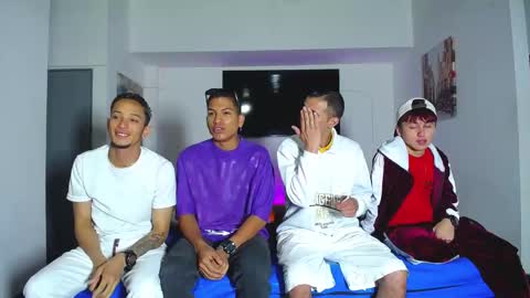 Snapshot of daiquirie chatting on 10-12-25, 11:42 daiquirie online show from 10-12-25, 11:42