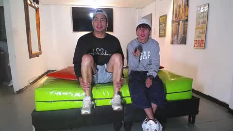 Snapshot of daiquirie chatting on 01-12-26, 02:00 daiquirie online show from 01-12-26, 02:00