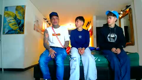 Snapshot of daiquirie chatting on 06-17-26, 11:12 daiquirie online show from 06-17-26, 11:12