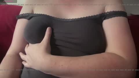 Mx Mommy Moo online show from 10-22-25, 07:02