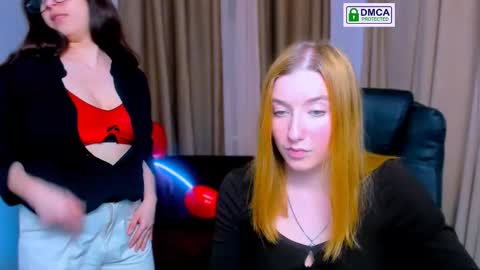 Little Di online show from 03-05-25, 01:21