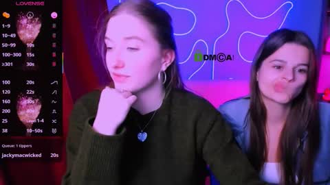 Little Di online show from 10-06-25, 12:08