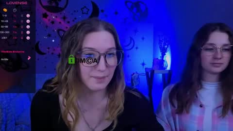 Little Di online show from 04-22-26, 02:14