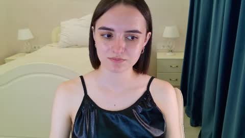 Snapshot of daisy_heart chatting on 06-12-26, 04:44 Daisy online show from 06-12-26, 04:44