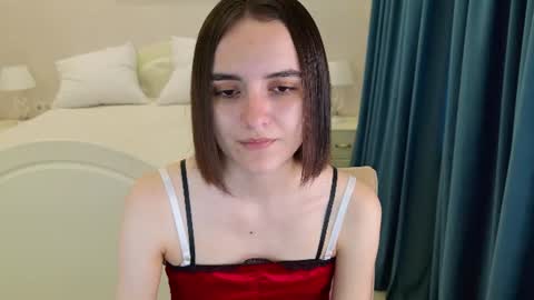 Snapshot of daisy_heart chatting on 06-21-26, 04:04 Daisy online show from 06-21-26, 04:04