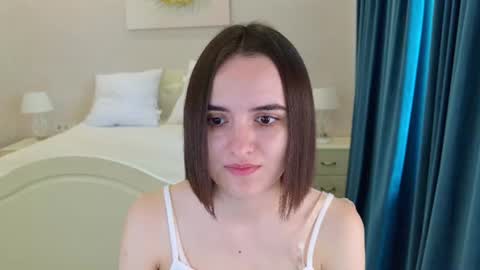 Snapshot of daisy_heart chatting on 06-28-26, 04:18 Daisy online show from 06-28-26, 04:18