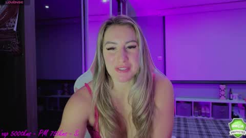Snapshot of daisydeliciousxx chatting on 10-14-25, 06:52 DaisyDeliciousxx online show from 10-14-25, 06:52