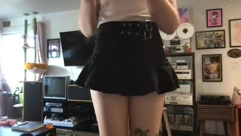 daisymynx online show from 04-08-26, 12:54