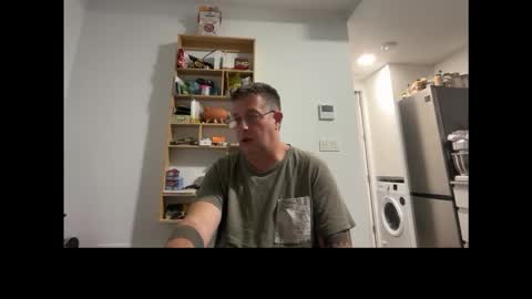 Snapshot of daitarniii chatting on 11-16-25, 12:27 daitarniii online show from 11-16-25, 12:27