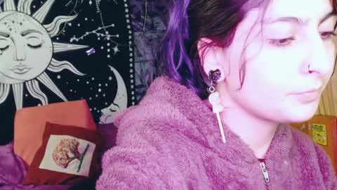 Snapshot of dak_7 chatting on 12-18-24, 03:26 -- -- help me reach 100 hands up online show from 12-18-24, 03:26