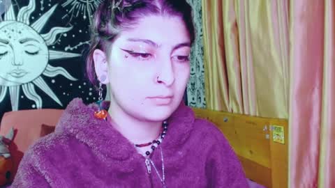 Snapshot of dak_7 chatting on 12-25-24, 08:40 -- -- help me reach 100 hands up online show from 12-25-24, 08:40