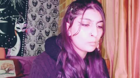 Snapshot of dak_7 chatting on 02-06-25, 04:53 -- -- help me reach 100 hands up online show from 02-06-25, 04:53