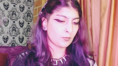 Snapshot of dak_7 chatting on 02-08-25, 06:12 -- -- help me reach 100 hands up online show from 02-08-25, 06:12