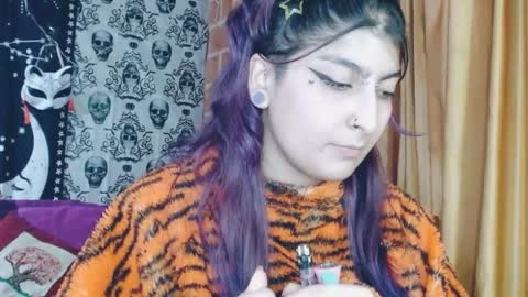 Snapshot of dak_7 chatting on 02-21-25, 05:46 -- -- help me reach 100 hands up online show from 02-21-25, 05:46