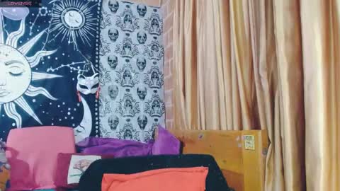 Snapshot of dak_7 chatting on 03-06-25, 11:20 -- -- help me reach 100 hands up online show from 03-06-25, 11:20