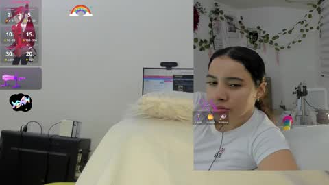 daki_ume_ online show from 12-15-25, 02:38