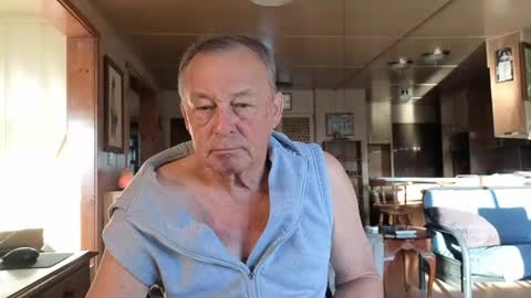 dakit online show from 10-15-25, 02:50