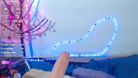 Snapshot of dakkotta_curvy chatting on 12-15-24, 08:19 VALENTINA online show from 12-15-24, 08:19