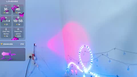 Snapshot of dakkotta_curvy chatting on 01-18-25, 05:10 VALENTINA online show from 01-18-25, 05:10