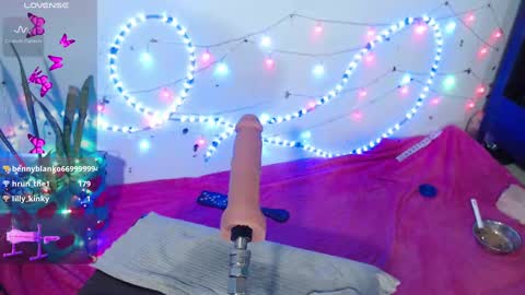 Snapshot of dakkotta_curvy chatting on 01-31-25, 07:29 VALENTINA online show from 01-31-25, 07:29