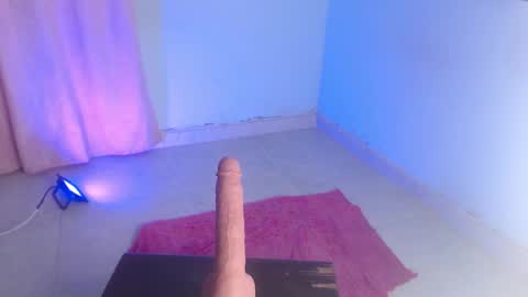 Snapshot of dakkotta_curvy chatting on 10-27-25, 07:56 VALENTINA online show from 10-27-25, 07:56