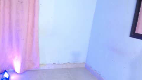 Snapshot of dakkotta_curvy chatting on 10-30-25, 07:54 VALENTINA online show from 10-30-25, 07:54