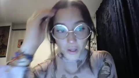 Snapshot of dakota01_ chatting on 02-14-25, 01:34 IG dakotasofiaa online show from 02-14-25, 01:34