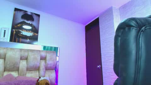 Snapshot of dakotarobbins_ chatting on 09-09-25, 10:09 dakotarobbins_ online show from 09-09-25, 10:09