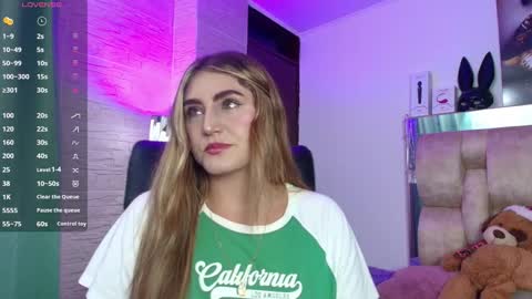 Snapshot of dakotarobbins_ chatting on 12-15-25, 10:47 dakotarobbins_ online show from 12-15-25, 10:47