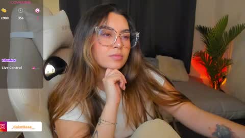 dakottaa__ online show from 04-16-26, 12:11