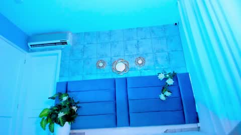 Snapshot of dakottahill chatting on 02-22-25, 05:24   online show from 02-22-25, 05:24