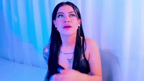 Snapshot of dakottahill chatting on 02-27-25, 08:42   online show from 02-27-25, 08:42