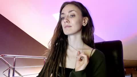 Dalia  online show from 01-15-25, 10:06