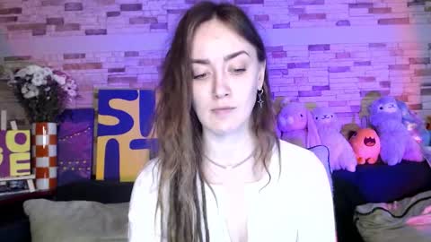 Dalia  online show from 10-23-25, 09:41