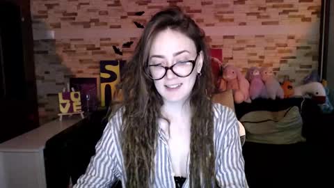 Dalia  online show from 11-13-25, 09:19