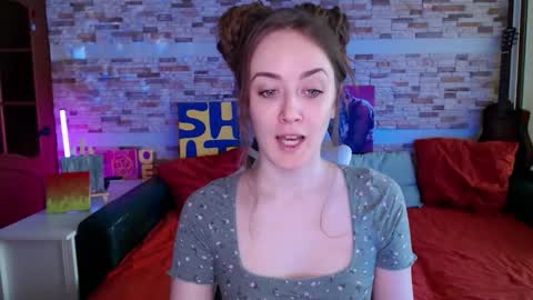 Dalia  online show from 03-18-26, 10:18