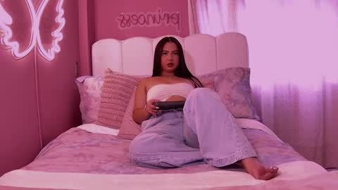 Dalia online show from 04-27-26, 08:18