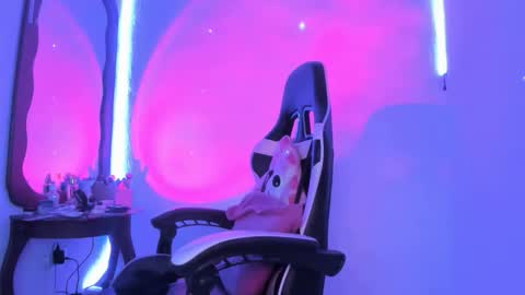 Dalia April online show from 03-07-26, 07:55