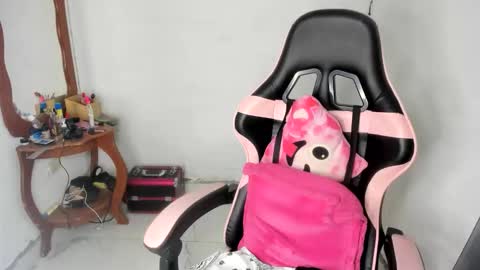 Dalia April online show from 03-15-26, 04:13