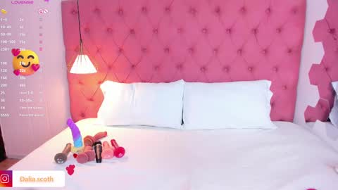 Dalia online show from 03-11-25, 07:36