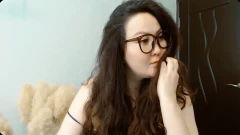 Dali online show from 09-17-25, 06:48