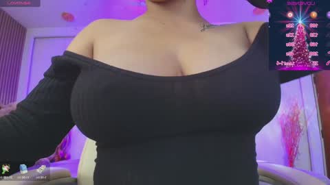 Daliia    online show from 12-27-24, 01:07