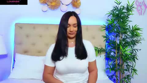 daliyaa_ online show from 10-13-25, 10:15