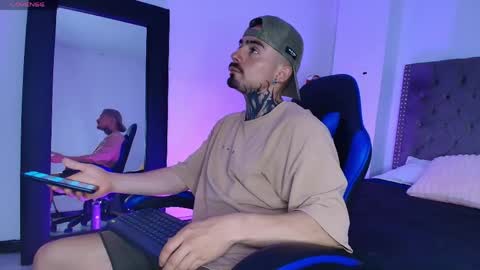 Dallas whitee online show from 04-02-26, 06:05