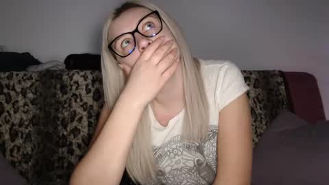 Snapshot of dalyana22 chatting on 12-10-24, 05:11 Maria online show from 12-10-24, 05:11