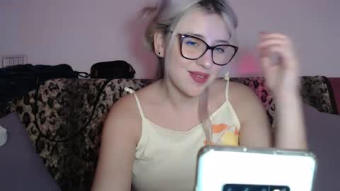 Snapshot of dalyana22 chatting on 12-19-24, 10:00 Maria online show from 12-19-24, 10:00