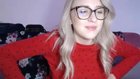 Snapshot of dalyana22 chatting on 01-01-25, 08:37 Maria online show from 01-01-25, 08:37