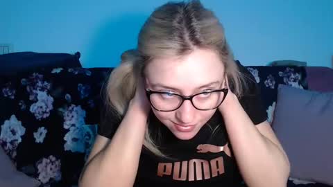 Snapshot of dalyana22 chatting on 02-20-25, 10:04 Maria online show from 02-20-25, 10:04