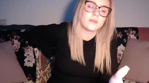 Snapshot of dalyana22 chatting on 03-05-25, 04:57 Maria online show from 03-05-25, 04:57